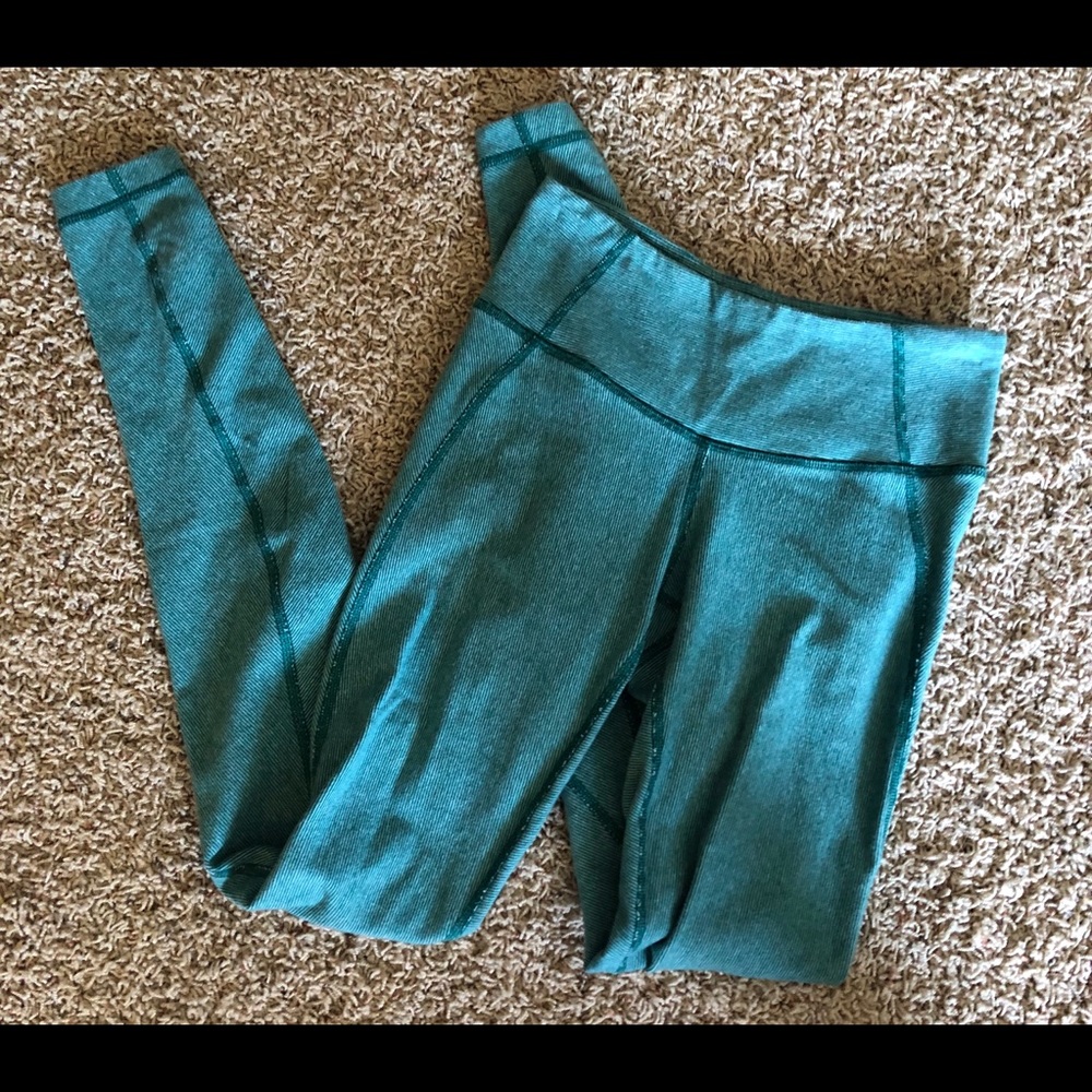 Lululemon wunder unders